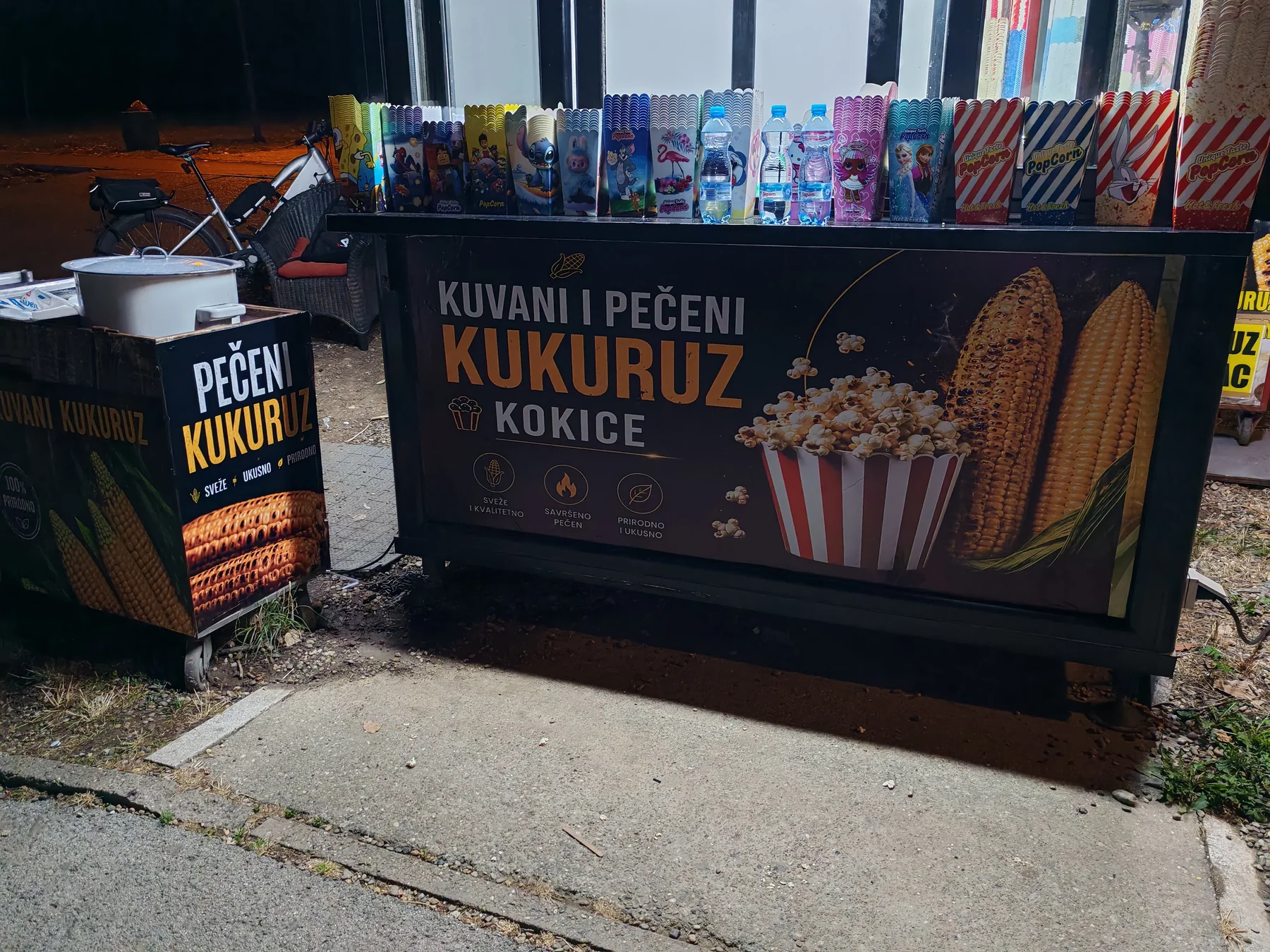 Brendiranje prodajnog pulta za kukuruz i kokice - Brendiranje prodajnih mesta Elite Print
